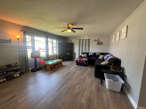 Tiny photo for 506 SW 3rd Street, Aledo, IL 61231 (MLS # 12688552)