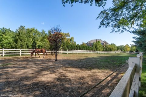 Tiny photo for 11 Moate Lane, Barrington Hills, IL 60010 (MLS # 12500344)