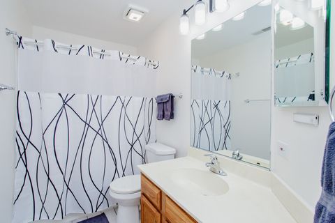 Tiny photo for 1401 Plum Court #D, Mount Prospect, IL 60056 (MLS # 12547623)