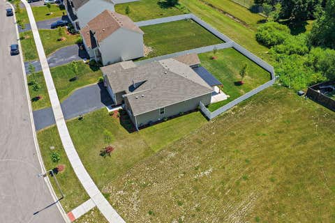 Tiny photo for 3334 Jonathan Drive, Yorkville, IL 60560 (MLS # 12638331)