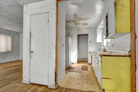 Tiny photo for 8437 S King Drive, Chicago, IL 60619 (MLS # 12566042)