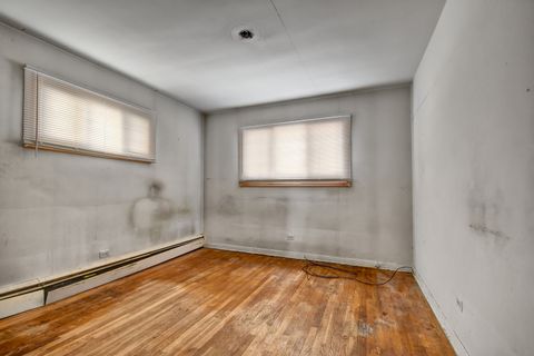 Tiny photo for 8437 S King Drive, Chicago, IL 60619 (MLS # 12566042)