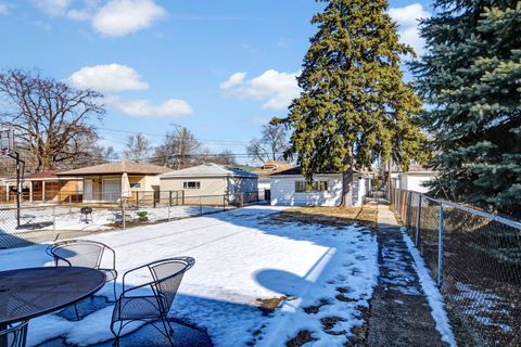 Tiny photo for 8437 S King Drive, Chicago, IL 60619 (MLS # 12566042)