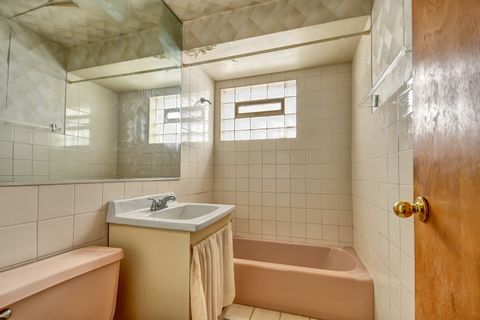 Tiny photo for 8437 S King Drive, Chicago, IL 60619 (MLS # 12566042)