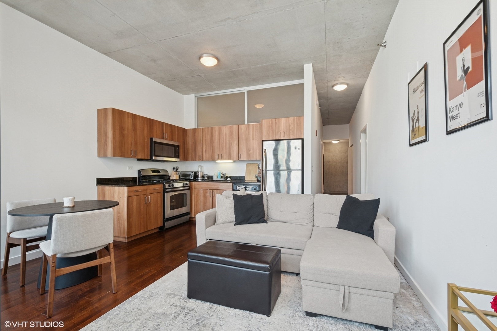 235 W VAN BUREN Street 3419