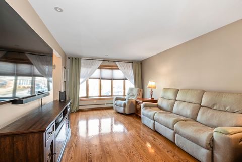 Tiny photo for 10124 Maple Avenue, Oak Lawn, IL 60453 (MLS # 12621967)