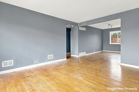 Tiny photo for 754 Walnut Street #2w, Waukegan, IL 60085 (MLS # 12788029)