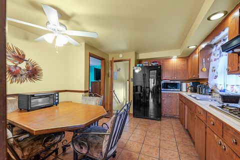 Tiny photo for 2949 W 100th Street, Evergreen Park, IL 60805 (MLS # 12439002)