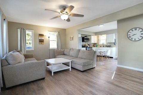 Tiny photo for 918 N Kankakee Street, Wilmington, IL 60481 (MLS # 12593026)