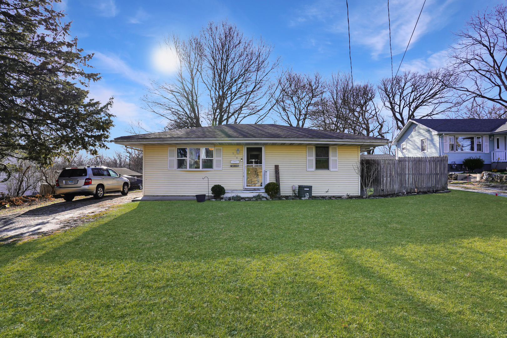 918 N Kankakee Street