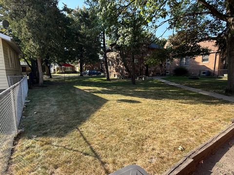 Tiny photo for 4125 Deyo Avenue, Brookfield, IL 60513 (MLS # 12486946)