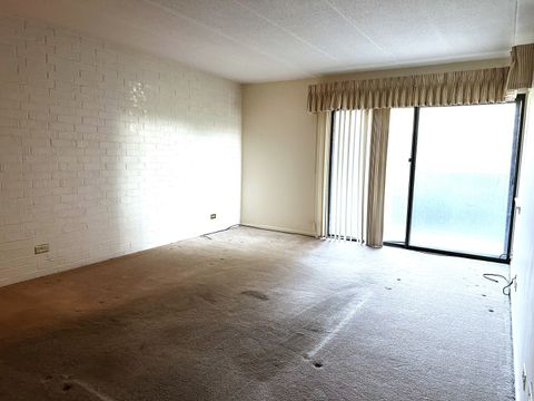 Tiny photo for 525 Timber Ridge Drive #107, Carol Stream, IL 60188 (MLS # 12518317)