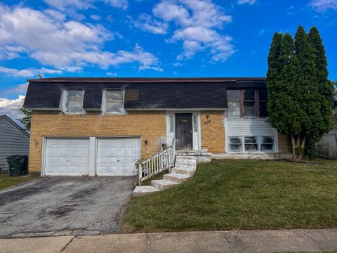 Photo of 17831 Arlington Drive, Country Club Hills, IL 60478 (MLS # 12454347)