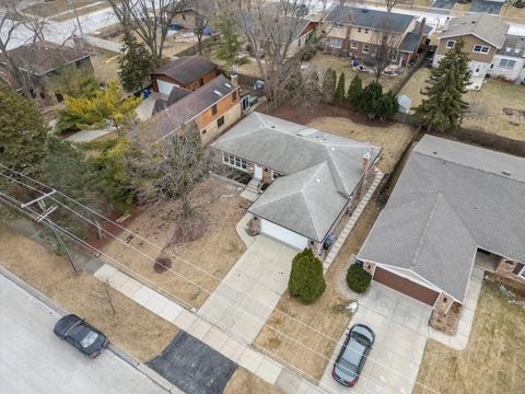 A home in Mount Prospect