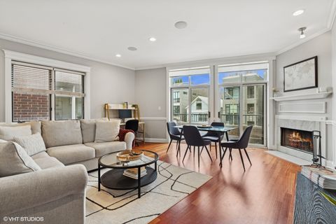 Tiny photo for 2438 N Clybourn Avenue #2, Chicago, IL 60614 (MLS # 12468285)