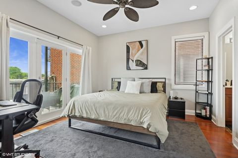 Tiny photo for 2438 N Clybourn Avenue #2, Chicago, IL 60614 (MLS # 12468285)