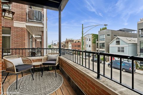 Tiny photo for 2438 N Clybourn Avenue #2, Chicago, IL 60614 (MLS # 12468285)