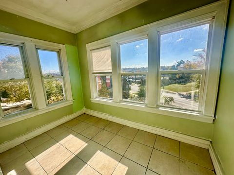 Tiny photo for 256 W DOWNER Place, Aurora, IL 60506 (MLS # 12505393)