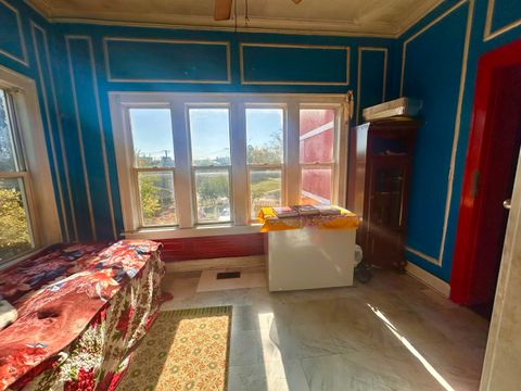 Tiny photo for 256 W DOWNER Place, Aurora, IL 60506 (MLS # 12505393)