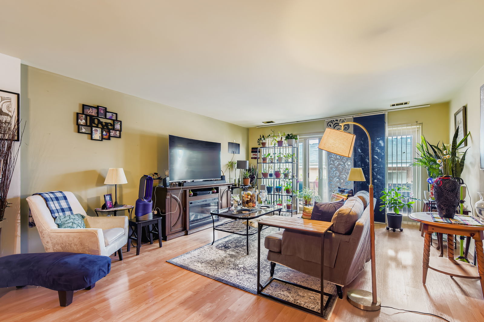 235 Marengo Avenue 6D