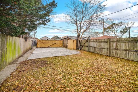 Tiny photo for 7246 S Wood Street, Chicago, IL 60636 (MLS # 12540231)