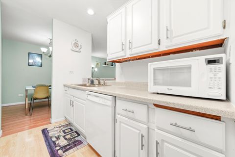 Tiny photo for 1926 Prairie Square #210B, Schaumburg, IL 60173 (MLS # 12611235)