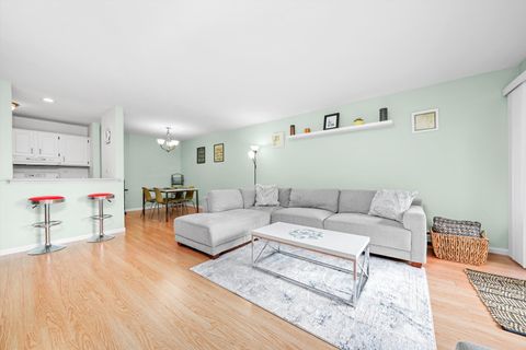 Tiny photo for 1926 Prairie Square #210B, Schaumburg, IL 60173 (MLS # 12611235)