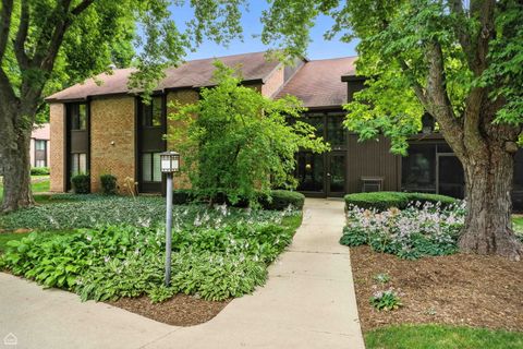 740 Saint Andrews Lane Unit 5, Crystal Lake, IL 60014 - #: 12414977