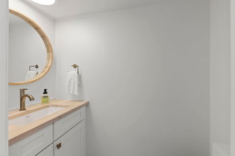 Tiny photo for 812 Dracut Lane #D, Schaumburg, IL 60173 (MLS # 12558758)