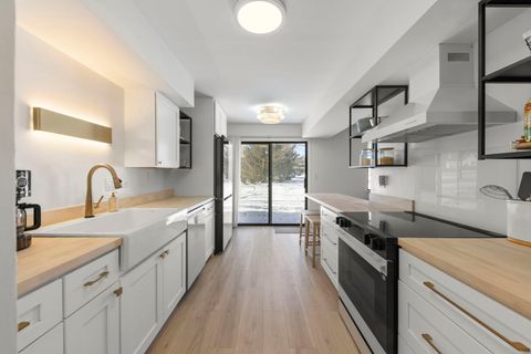 Tiny photo for 812 Dracut Lane #D, Schaumburg, IL 60173 (MLS # 12558758)