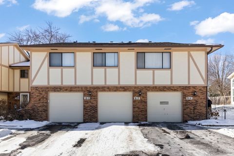 Tiny photo for 812 Dracut Lane #D, Schaumburg, IL 60173 (MLS # 12558758)