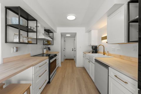 Tiny photo for 812 Dracut Lane #D, Schaumburg, IL 60173 (MLS # 12558758)