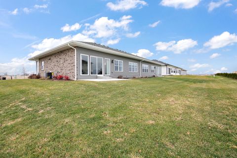 Tiny photo for 815 Heritage Woods Drive, Minooka, IL 60447 (MLS # 12522990)