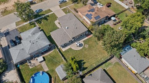 Tiny photo for 1105 Walter Street, Lemont, IL 60439 (MLS # 12488781)