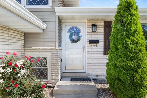 Tiny photo for 1105 Walter Street, Lemont, IL 60439 (MLS # 12488781)