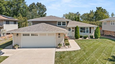 Tiny photo for 1105 Walter Street, Lemont, IL 60439 (MLS # 12488781)