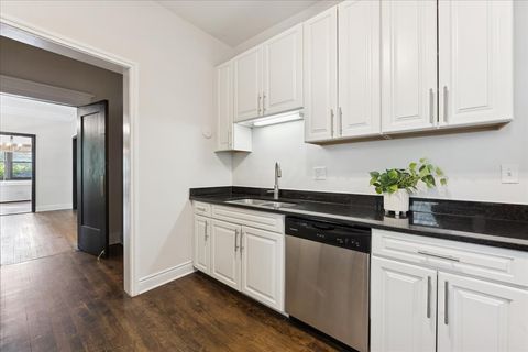Tiny photo for 5714 S Kenwood Avenue #1, Chicago, IL 60637 (MLS # 12483085)