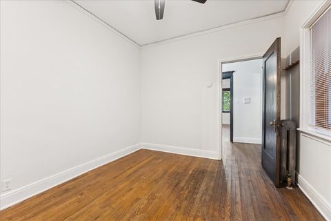 Tiny photo for 5714 S Kenwood Avenue #1, Chicago, IL 60637 (MLS # 12483085)