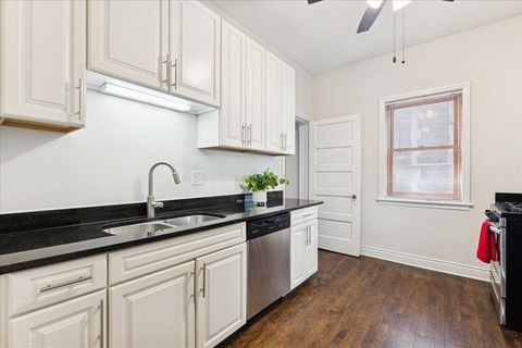 Tiny photo for 5714 S Kenwood Avenue #1, Chicago, IL 60637 (MLS # 12483085)
