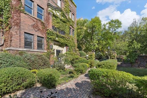Tiny photo for 5714 S Kenwood Avenue #1, Chicago, IL 60637 (MLS # 12483085)