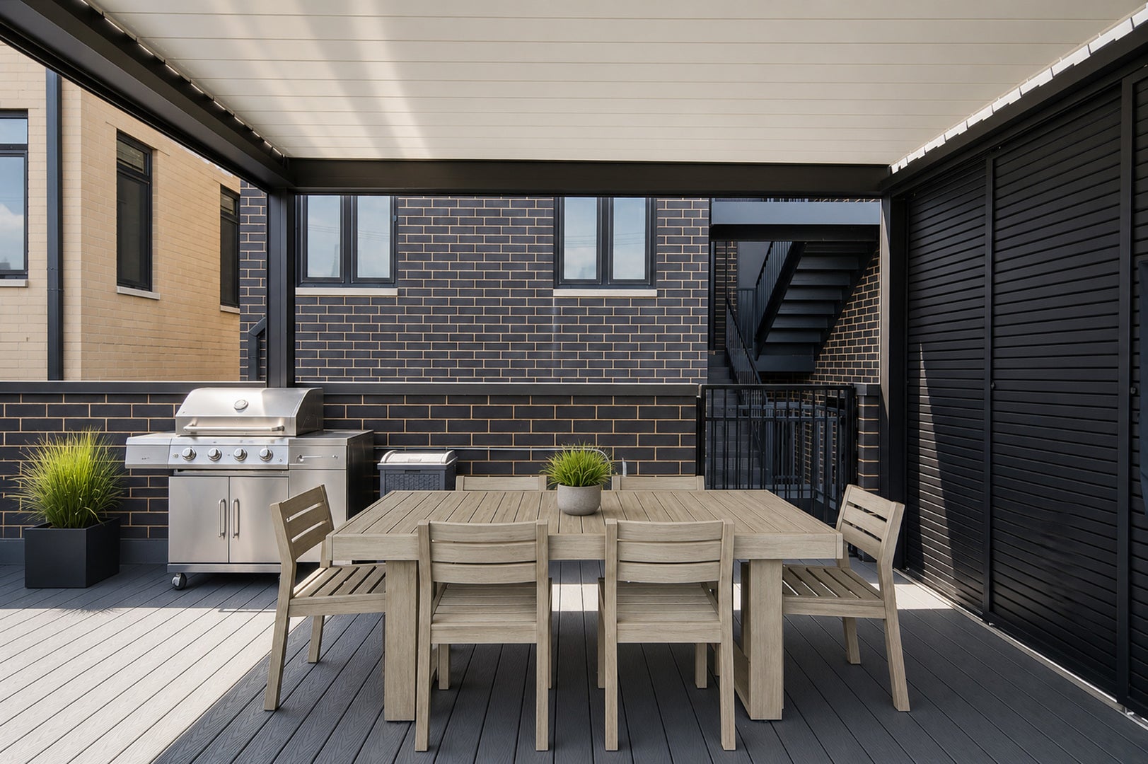 1366 W Walton Street 1E