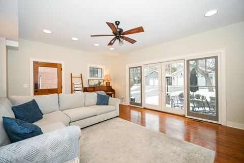 Tiny photo for 563 Taylor Avenue, Glen Ellyn, IL 60137 (MLS # 12553628)