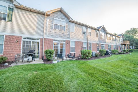 Tiny photo for 24135 W Walnut Circle, Plainfield, IL 60585 (MLS # 12475459)