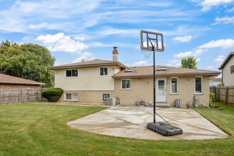 Tiny photo for 1210 N Keebie Court, Addison, IL 60101 (MLS # 12759225)