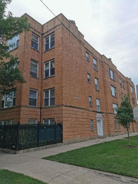 2121 N Saint Louis Avenue 3S Chicago IL 60647