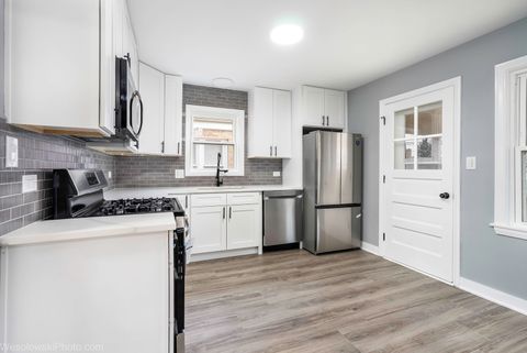 Tiny photo for 2504 Leyden Avenue, River Grove, IL 60171 (MLS # 12615578)