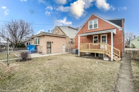 Tiny photo for 2504 Leyden Avenue, River Grove, IL 60171 (MLS # 12615578)