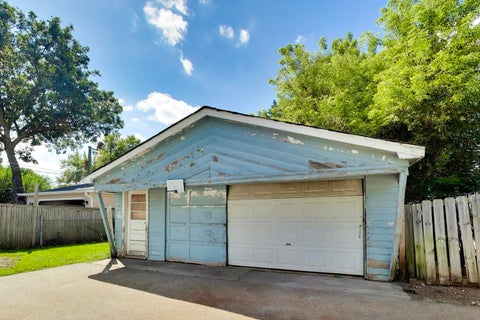Tiny photo for 1504 North Avenue, Round Lake Beach, IL 60073 (MLS # 12740045)