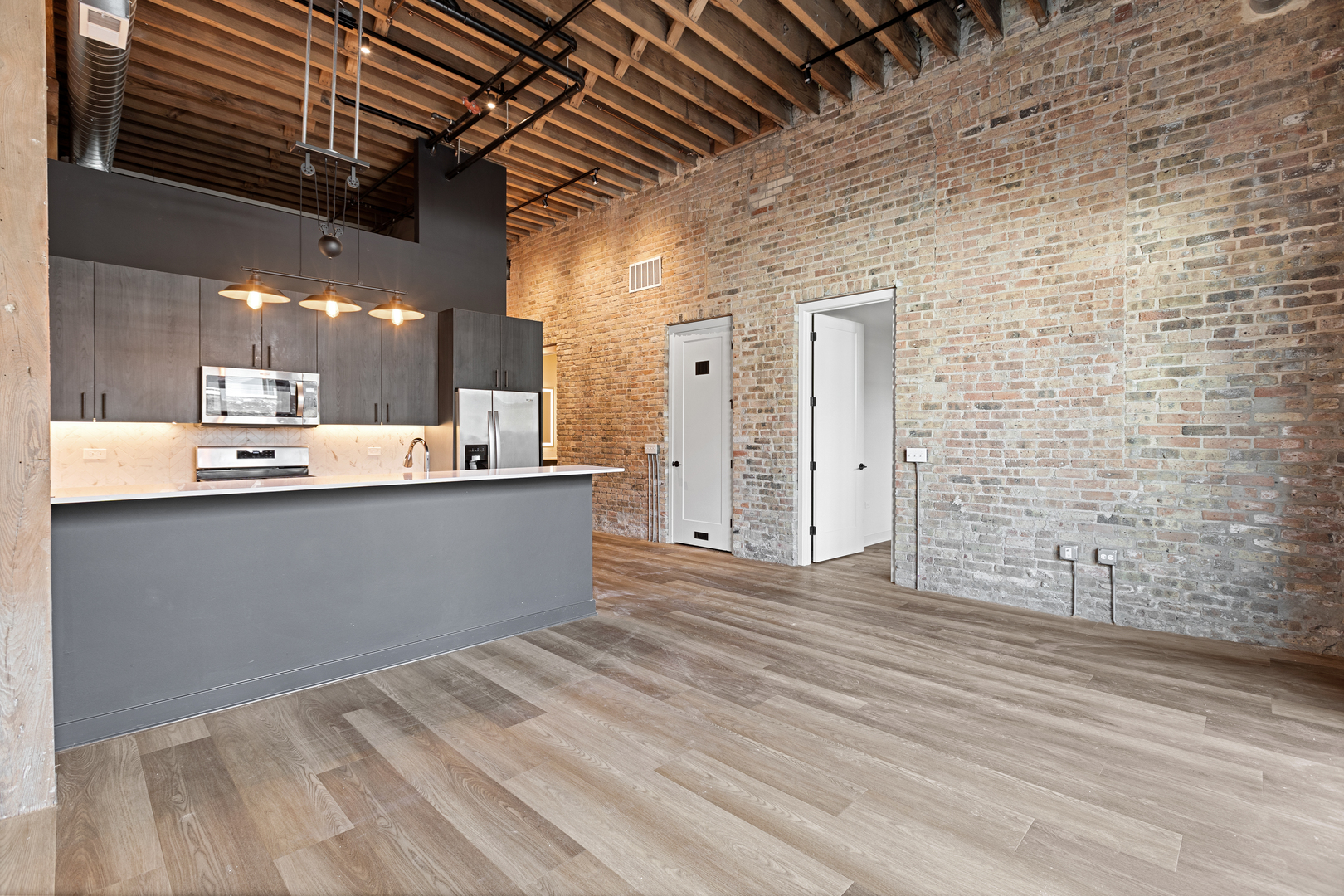 818 N Wolcott Avenue 108