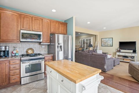 Tiny photo for 1146 Falcon Ridge Drive, Elgin, IL 60124 (MLS # 12517536)